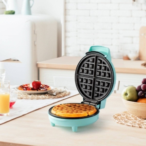 Holstein Housewares 7" Belgian Waffle Maker