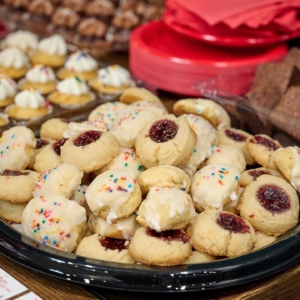 Nonna Annes 1/2 Dozen Cookies