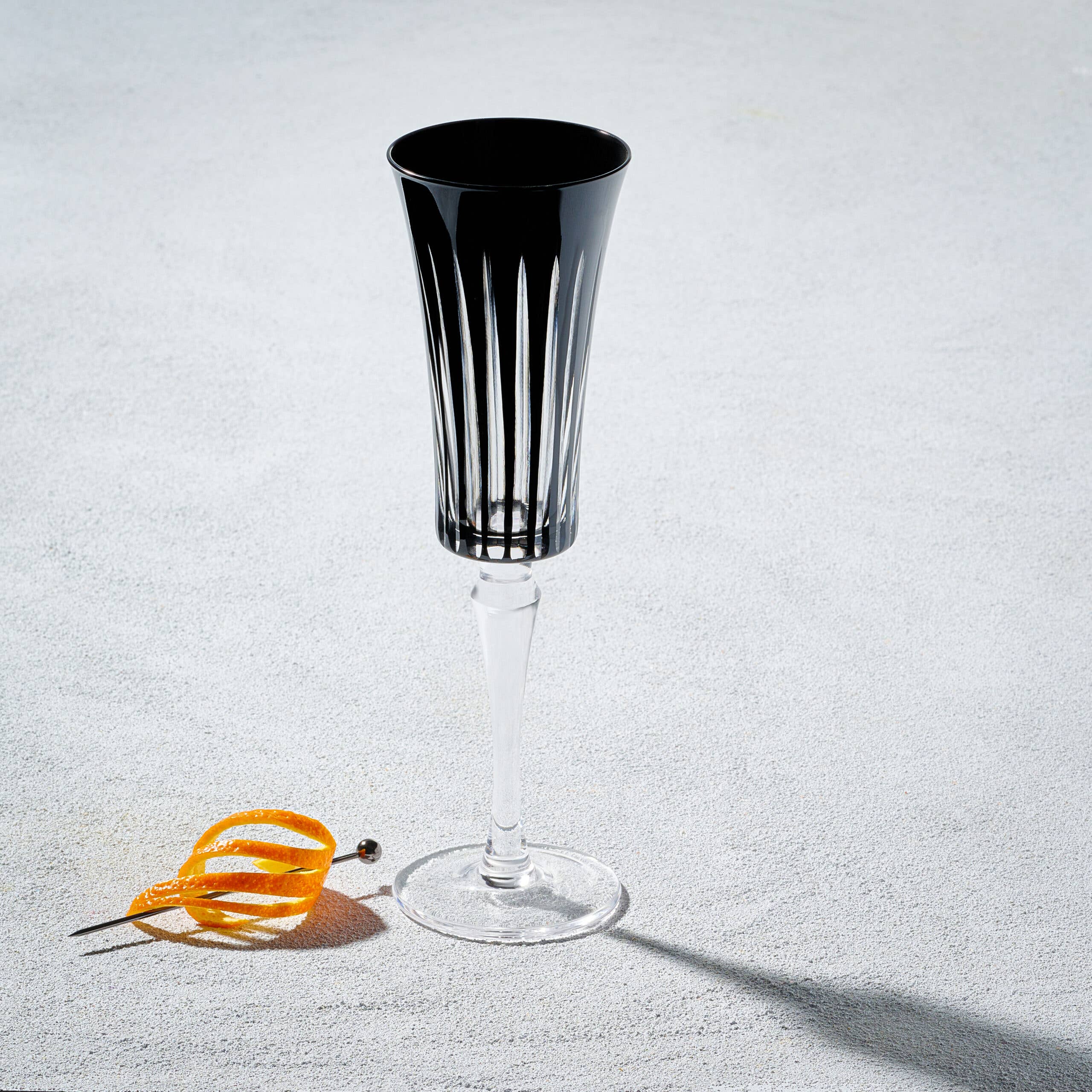 Kadra Kitchenware Vikko Décor Timeless, 6oz Champagne Glass, Black